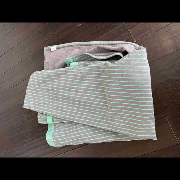 Lululemon vinyasa scarf - Picture 3 of 3